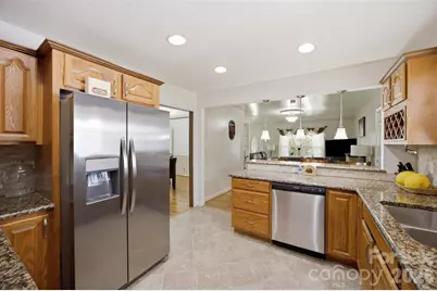 5218 Dolphin Lane, Charlotte, NC 28215 - Photo 10