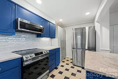 1300 Reece Road #520, Charlotte, NC 28209 - Photo 8