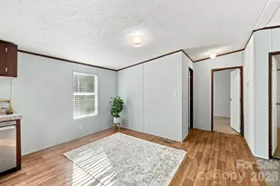 4782 29th St Dr NE, Hickory, NC 28601 - Photo 10