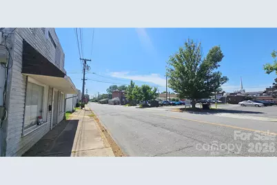 6 Roosevelt Street N, York, SC 29745 - Photo 4
