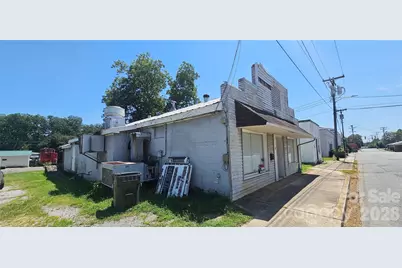 6 Roosevelt Street N, York, SC 29745 - Photo 6