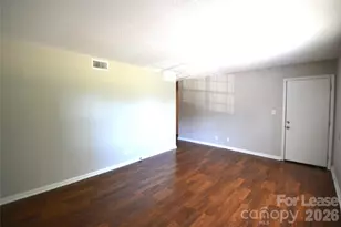 5803 Hunting Ridge Ln, Charlotte, NC 28212 - Photo 4