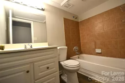 5803 Hunting Ridge Lane #B, Charlotte, NC 28212 - Photo 10