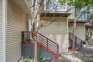 415 W 7th St, Charlotte, NC 28202 - Photo 4