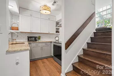 415 W 7th Street #Unit F, Charlotte, NC 28202 - Photo 10