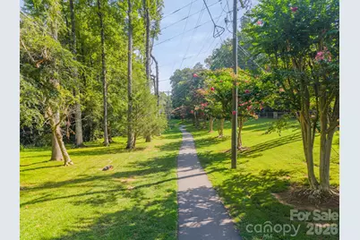 3821 Silver Bell Drive, Charlotte, NC 28211 - Photo 40