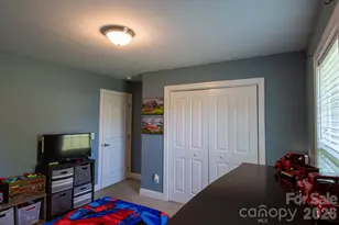 2422 23rd St Dr NE, Hickory, NC 28601 - Photo 16