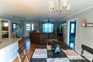 2422 23rd St Dr NE, Hickory, NC 28601 - Photo 8