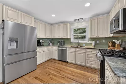 1053 20th Avenue NW, Hickory, NC 28601 - Photo 28