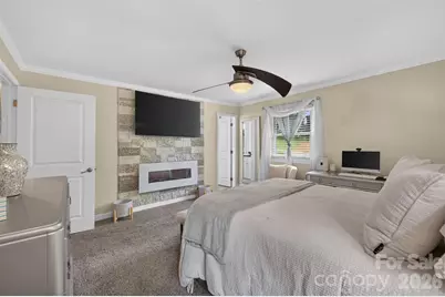 1053 20th Avenue NW, Hickory, NC 28601 - Photo 36