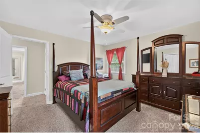 1053 20th Avenue NW, Hickory, NC 28601 - Photo 38