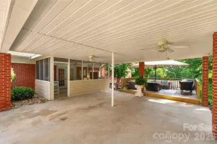 1053 20th Ave NW, Hickory, NC 28601 - Photo 10