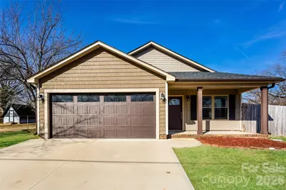 313 E 24th Street, Kannapolis, NC 28083 - Photo 1