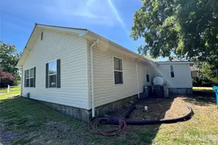 443 Smith St, Albemarle, NC 28001 - Photo 4