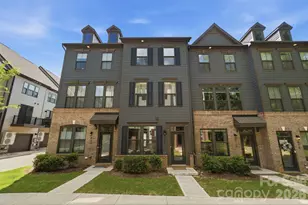 408 Tristram Ln, Charlotte, NC 28205 - Photo 2