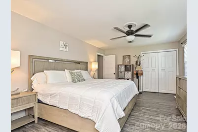 8069 Regent Park Lane, Charlotte, NC 28210 - Photo 20