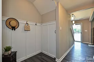 8069 Regent Park Ln, Charlotte, NC 28210 - Photo 14