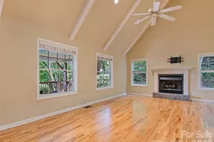 154 Presidential Dr, Waynesville, NC 28786 - Photo 16