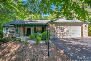 23 Tall Pines Rd, Hendersonville, NC 28739 - Photo 2