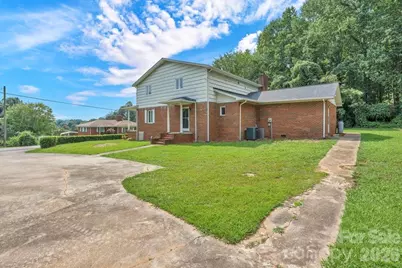 490 Morehead Road, Marion, NC 28752 - Photo 8
