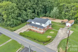 490 Morehead Rd, Marion, NC 28752 - Photo 2