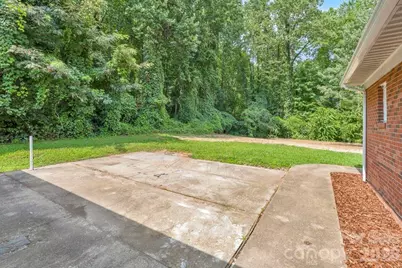 490 Morehead Road, Marion, NC 28752 - Photo 12