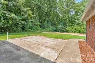 490 Morehead Rd, Marion, NC 28752 - Photo 12