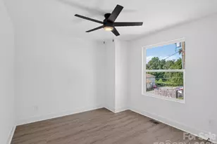 2721 Watson Dr, Charlotte, NC 28208 - Photo 20