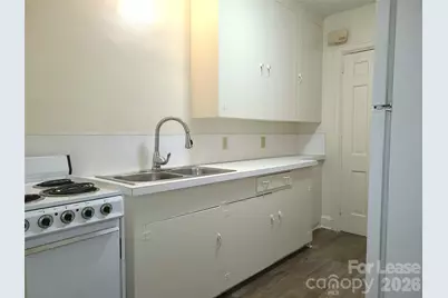 523 Willoughby Street #1, Charlotte, NC 28207 - Photo 2
