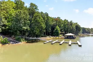 4565 River Hills Dr, Denver, NC 28037 - Photo 2