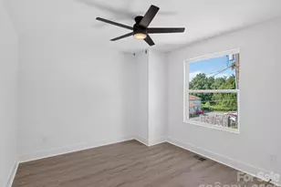 2725 Watson Dr, Charlotte, NC 28208 - Photo 34
