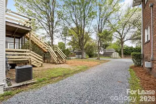 2112 Crescent Ave, Charlotte, NC 28207 - Photo 26