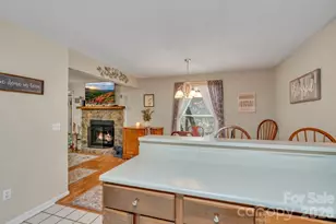 655 Overlook Dr, Spruce Pine, NC 28777 - Photo 12
