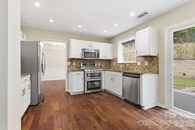 14339 Crown Harbor Drive, Charlotte, NC 28278 - Photo 8