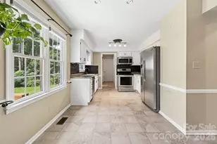 302 Nottingham Way, Wadesboro, NC 28170 - Photo 14