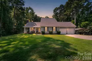 302 Nottingham Way, Wadesboro, NC 28170 - Photo 1