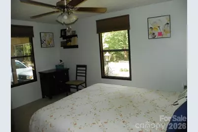 162 Fifth Avenue, New London, NC 28127 - Photo 18