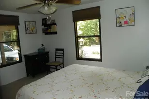 162 5th Ave, New London, NC 28127 - Photo 18