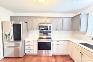 2000 Sunlight Path Dr, Monroe, NC 28110 - Photo 2