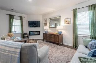 596 Country Oak Dr, Asheville, NC 28804 - Photo 12