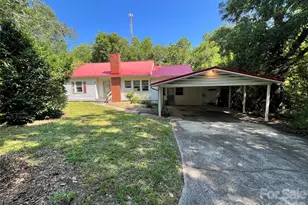 215 Factory St, Biscoe, NC 27209 - Photo 2