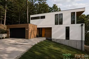 15 La Grange Dr, Asheville, NC 28805 - Photo 2
