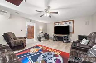 4060 Point Clear Dr, Tega Cay, SC 29708 - Photo 28