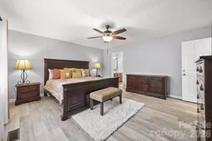 4060 Point Clear Dr, Tega Cay, SC 29708 - Photo 16