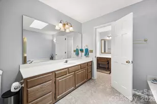 4060 Point Clear Dr, Tega Cay, SC 29708 - Photo 18