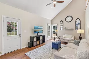8504 Tamarron Dr, Charlotte, NC 28277 - Photo 10