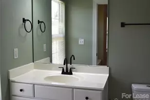 6321 Park Creek Dr, Charlotte, NC 28262 - Photo 26