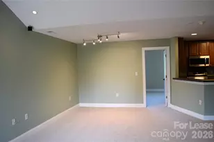 6321 Park Creek Dr, Charlotte, NC 28262 - Photo 10