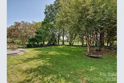 4638 Deanscroft Drive, Charlotte, NC 28226 - Photo 32
