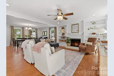4638 Deanscroft Drive, Charlotte, NC 28226 - Photo 10